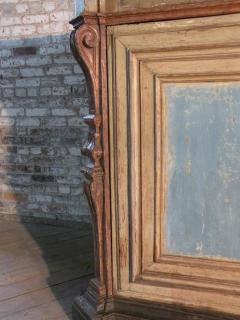 Large Italian Baroque 17th century Painted Cabinet Fitted with Drawers - 622689