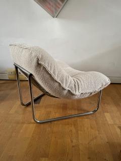 Large Italian Lounge Chair - 2185396