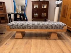 Large Italian oakwood bench with fine Aztec pattern upholstery - 4129276