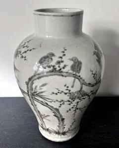 Large Korean Ceramic Jar with Magpies and Plum Design Joseon Dynasty - 3668301