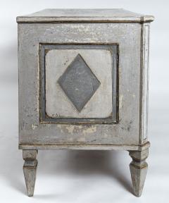 Large Louis XVI Painted Chest Of Drawers - 1569670