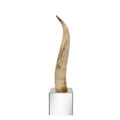 Large Majestic Horn Mounted On A Mirrored Cube Base 1970s - 3334592