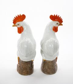 Large Pair of 1930s Chinese Porcelain Rooster Figures Polychrome Decoration - 4793821