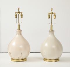 Large Pair of 1970s Balloon shaped Lamps with an Ivory Glaze - 3875272