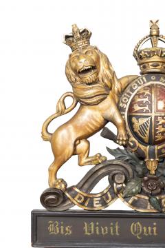 Large Parcel Gilt And Polychrome Coat Of Arms Of Great Britain - 4663137