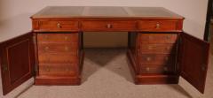 Large Pedestal Desk In Mahogany From The 19th Century - 3544810
