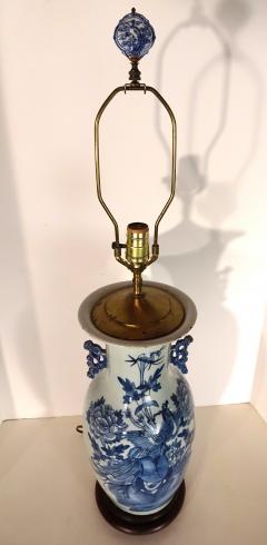 Large Qing Dynasty Vase Electrified as a Table Lamp Mid 19th Century - 3322126