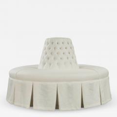 Large Round Upholstered Banquette - 2524757