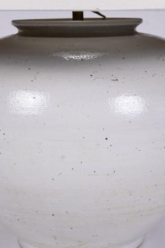 Large Round White Glazed Ceramic Lamp - 1791016