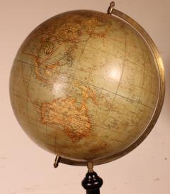 Large Terrestrial Globe From Handels Und Verkehrsglobus 69cm High - 2918575