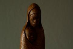 Large Woman and Child Sculpture in Hand Carved Wood Europe Mid 20th Century - 4608406