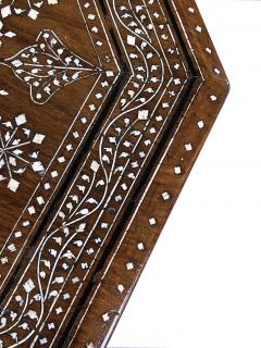Large and intricately inlaid Anglo Indian octagonal side traveling table - 2809106