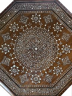Large and intricately inlaid Anglo Indian octagonal side traveling table - 2809109