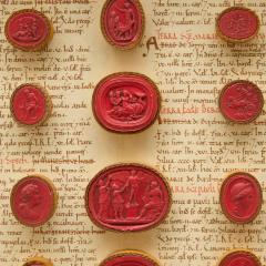 Large antique Italian Grand Tour red wax intaglios in giltwood frame - 4354259