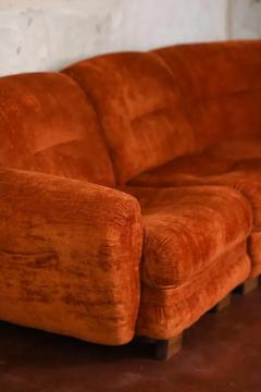 Large modular velvet sofa with wooden feet Italy 1980 - 3548381