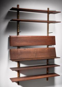 Large shelving unit with brass brackets - 1849949