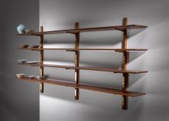 Large shelving unit with brass brackets - 3792759