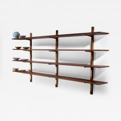 Large shelving unit with brass brackets - 3794647