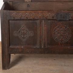 Late 17th Century English Oak Coffer - 3625451