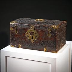 Late 17th Century Leather And Brass Travelling Box - 3209590