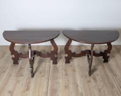 Late 17th Century Pair Of Walnut Consoles - 4157123
