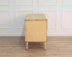 Late 18th Century Alsatian Pine Chest of Drawers with Original Paint - 4481017