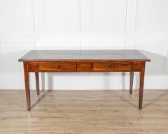 Late 18th Century Italian Neoclassical Walnut Writing Table - 4402339