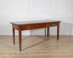 Late 18th Century Italian Neoclassical Walnut Writing Table - 4402356