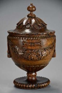 Late 18th century Neoclassical finely carved walnut lidded urn possibly Italian - 4757168