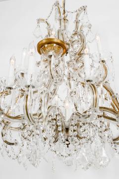 Late 19th Century Cut Crystal 18 Light Hanging Chandelier - 1170382