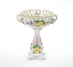 Late 19th Century German Porcelain Reticulated Floral Centerpiece Bowl - 4553168
