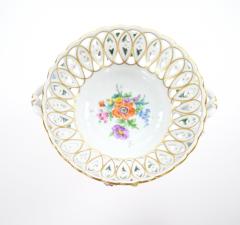 Late 19th Century German Porcelain Reticulated Floral Centerpiece Bowl - 4553171