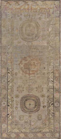 Late 19th Century Handwoven Wool Khotan Rug from East Turkestan - 2401952