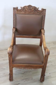 Late 19th Century Italian Renaissance Style Carved Walnut Pair of Throne Chairs - 3181923