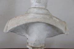 Late 19th Century Italian Sculpture Bust of Gentleman in Plaster - 3080884
