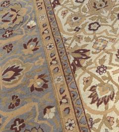 Late 19th Century Large Handwoven Agra Wool Rug - 2351877