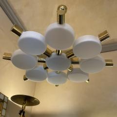 Late 20th Century Italian White Satin Murano Glass Brass Round Chandelier - 2661949