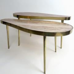 Late 20th Century Pair of Italian Brass w Beige Pink Onyx Tops Coffee Tables - 3857004