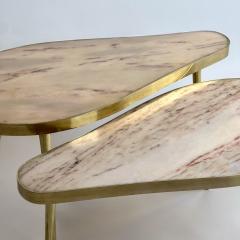 Late 20th Century Pair of Italian Brass w Beige Pink Onyx Tops Coffee Tables - 3857010