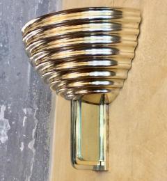 Late 20th Century Pair of Ribbed Gold Metal Emerald Green Glass Sconces - 1631607