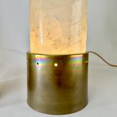 Late 20th Century Pair of Round Brass White Rock Crystal Stone Table Lamps - 2941118
