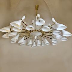 Late 20th Century White Murano Blown Glass Brass Large Round Chandelier - 3137795