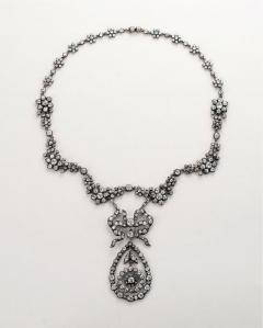 Late Victorian Splendid Garland Style Diamond Necklace - 46226