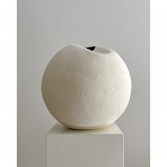 Laura Pasquino Dutch Contemporary Fold Vessel i Stoneware Ceramic Sculptural Urn Vase - 4605556