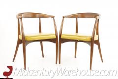 Lawrence Peabody Lawrence Peabody For Craft Associates Walnut Captains Chairs A Pair - 2580983