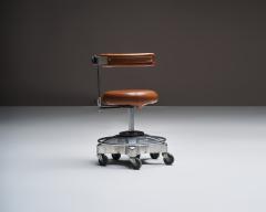 Leather and Steel Professional Assistant Stool Europe Late 20th C - 4828388