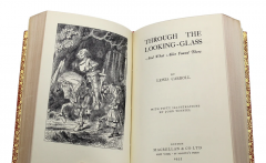 Lewis Carroll Alices Adventures in Wonderland and Through the Looking Glass by Lewis Carroll - 3937243