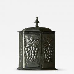 Lidded Box with Grape Decoration in Patinated Silver Plated Brass 19th Century - 4582850