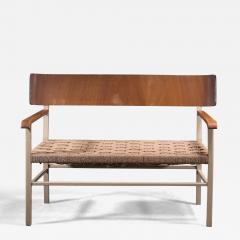 Light and transparent Scandinavian Modern sofa - 3033909