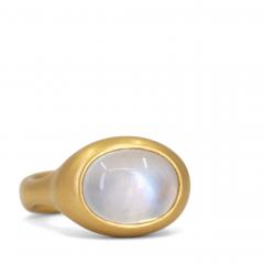 Lola Brooks Flashy Rainbow Moonstone 22k Yellow Gold Important Cast Ring Lola Brooks 2023 - 4706403